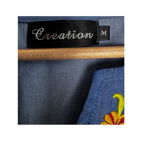 Creation Blue Embroidered Tie Sleeve Top Women’s Medium - Picture 5 of 6